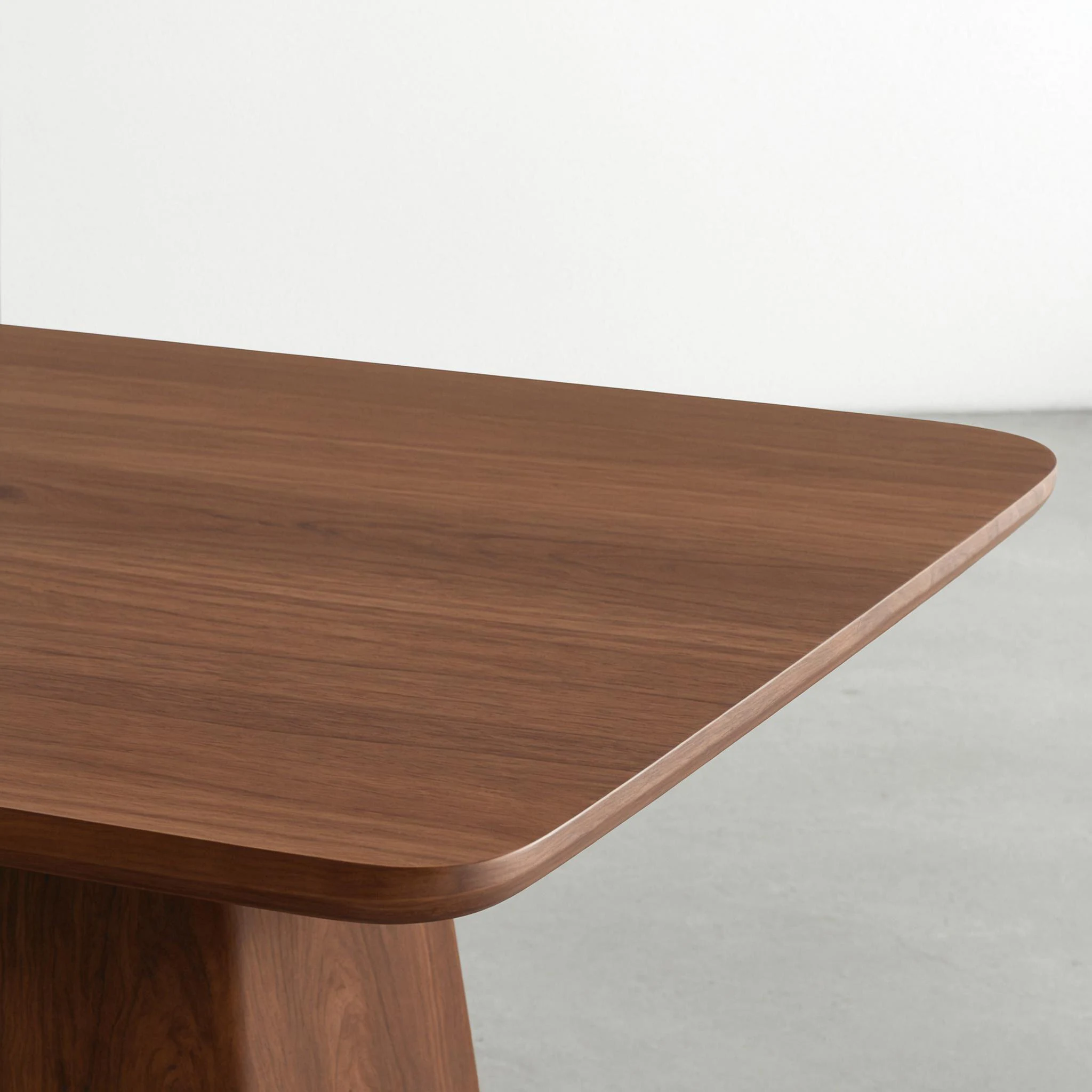 Mesa Comedor Branik fabricación muebles personalizados Panamá Taylor Decor Design