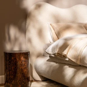 Cama Alira fabricación muebles personalizados Panamá Taylor Decor Design
