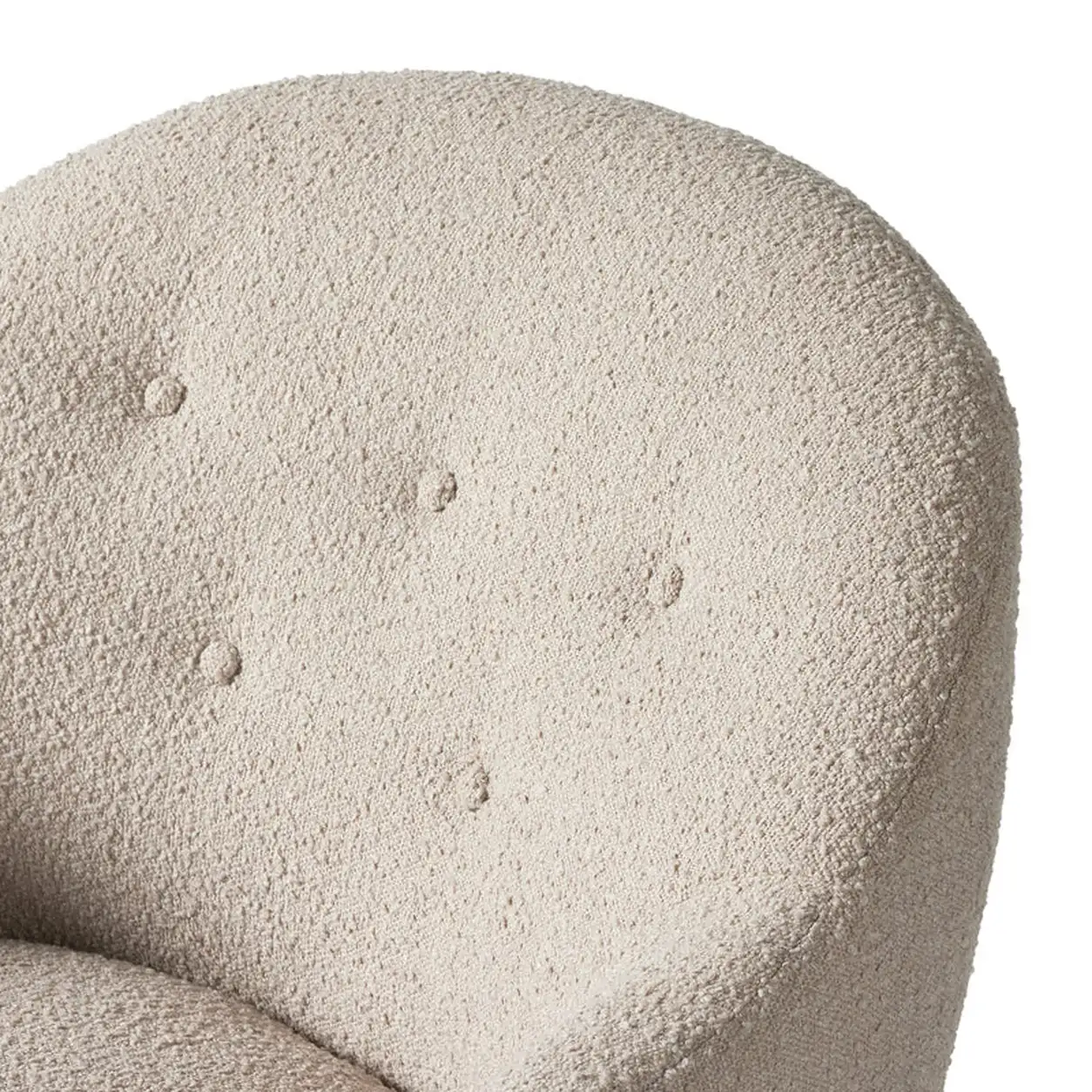 Poltrona Bruno tapizada patas madera torneada diseño clásico contemporáneo fabricación muebles personalizados Panamá Taylor Decor Design