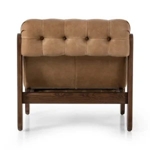 Poltrona Julián tapizado envolvente capitoné botones diseño escultórico fabricación muebles personalizados Panamá Taylor Decor Design
