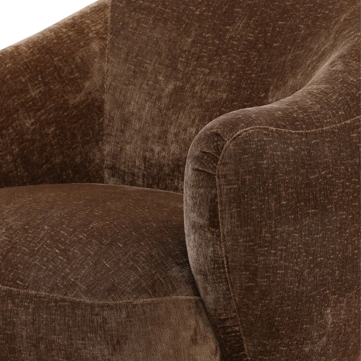 Poltrona Orelis tapizada diseño envolvente fabricación muebles personalizados Panamá Taylor Decor Design