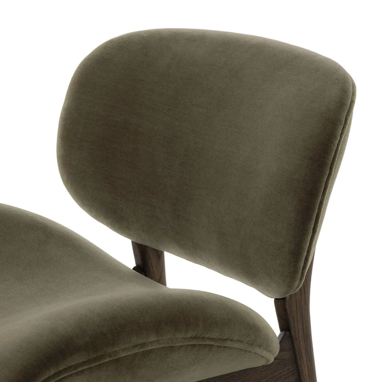 Silla Elaris tapizada curva patas madera fabricación muebles personalizados Panamá Taylor Decor Design