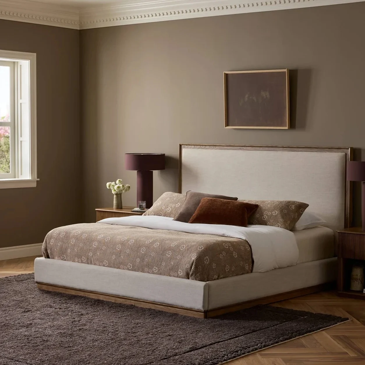 Cama Renata cabecero tapizado marco roble macizo base tapizada diseño contemporáneo fabricación muebles personalizados Panamá Taylor Decor Design